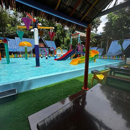 Shari-La Perhentian Island Resort Kampong Pasir Panjang  Luaran gambar
